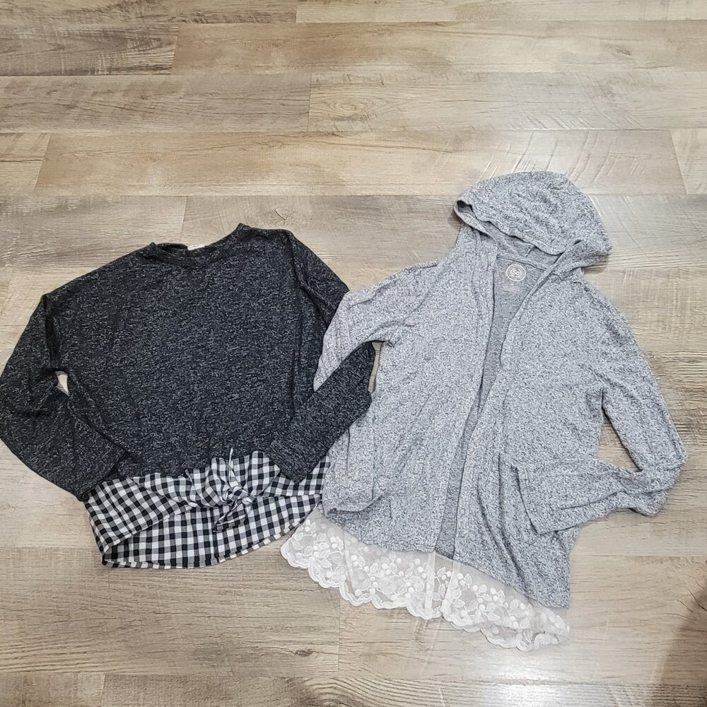 Girl's Bundle of 2 Tops